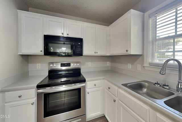 153 Cambridge Elm Drive, Clayton, NC 27520