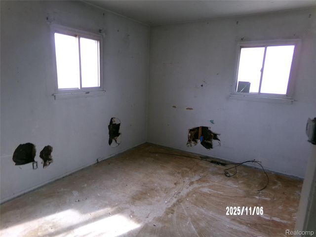 420 Pingree Avenue, Flint, MI 48503