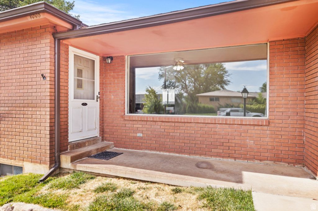 1008 HENDERSON DR, Ogden, UT 84404 — photo 5