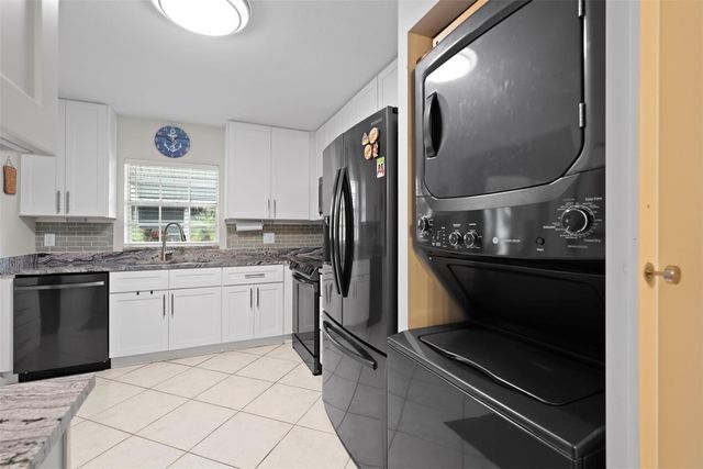 943 Savannas Point Drive D, Fort Pierce, FL 34982