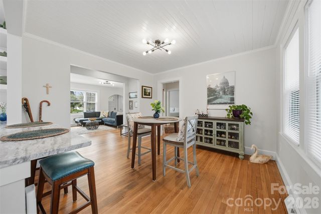 203 8th Street NE, Conover, NC 28613