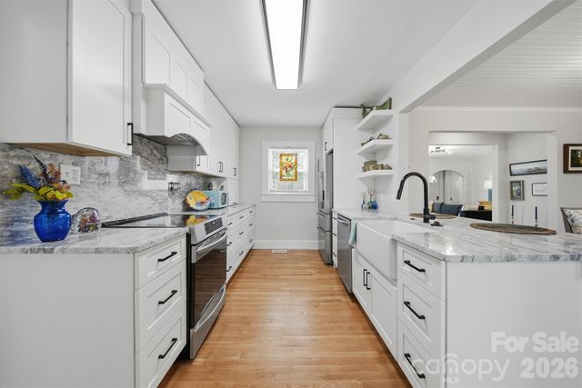 203 8th Street NE, Conover, NC 28613