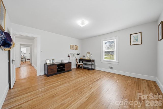 203 8th Street NE, Conover, NC 28613