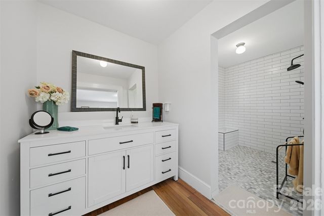 203 8th Street NE, Conover, NC 28613