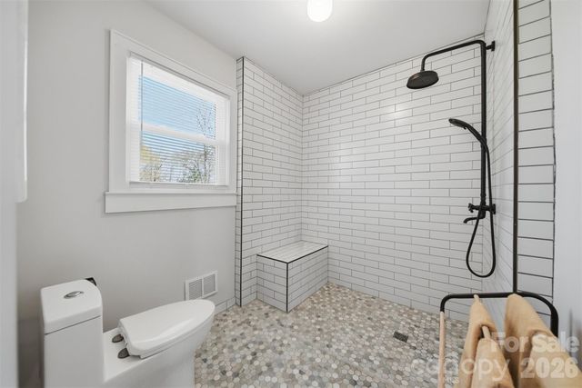 203 8th Street NE, Conover, NC 28613