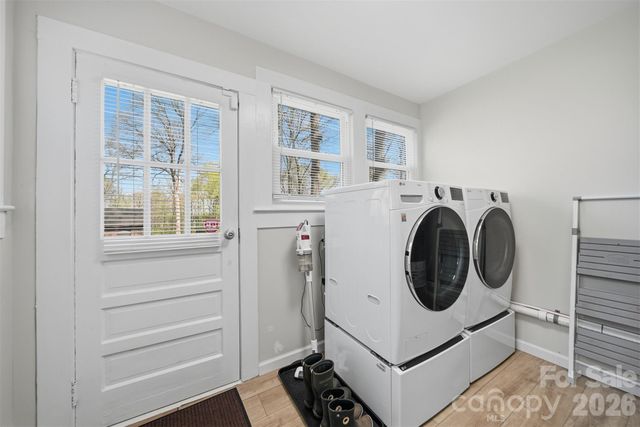 203 8th Street NE, Conover, NC 28613