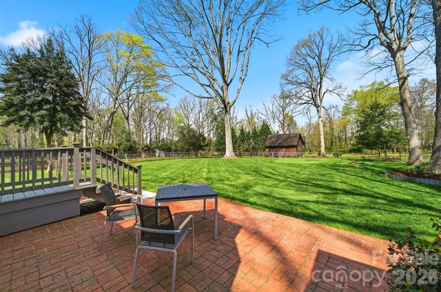 203 8th Street NE, Conover, NC 28613