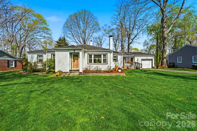 203 8th Street NE, Conover, NC 28613