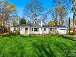 203 8th Street NE, Conover, NC 28613