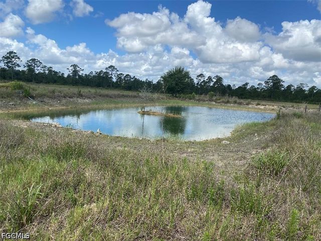 577 Kirby Thompson RD, Fort Denaud, FL 33935
