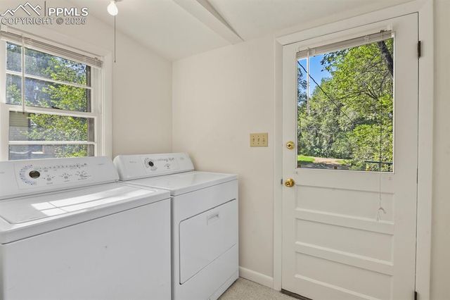 921 E Cucharras Street, Colorado Springs, CO 80903