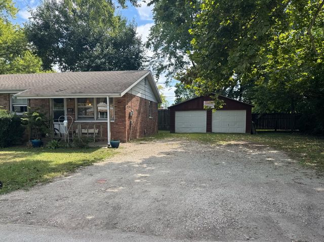 1604 Kirk Lane, Champaign, IL 61821