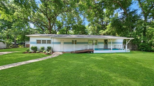 23635 1st Street, New Caney, TX 77357