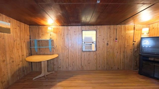 23635 1st Street, New Caney, TX 77357