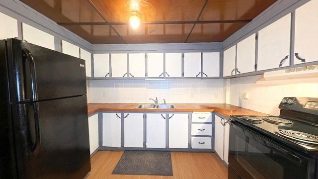 23635 1st Street, New Caney, TX 77357