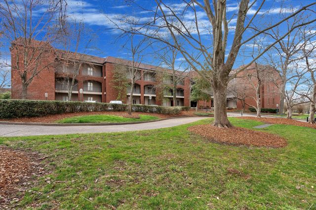 4105 Ashley Park Dr, Nashville, TN 37205