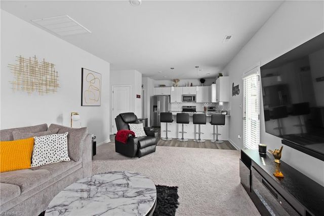 4832 Merganser Way, Kernersville, NC 27284
