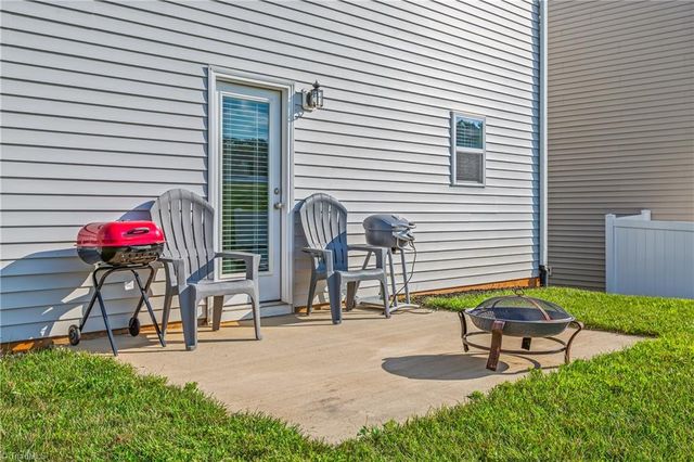 4832 Merganser Way, Kernersville, NC 27284