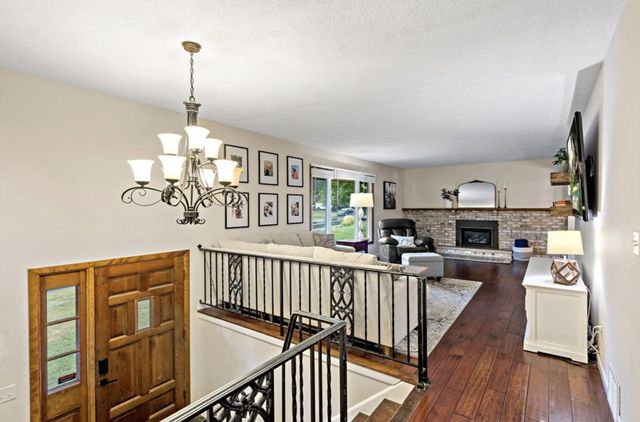 12708 Parkwood Drive, Burnsville, MN 55337