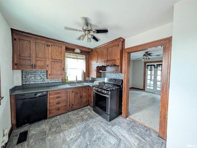 5914 MADISON Street, Bartonville, IL 61607