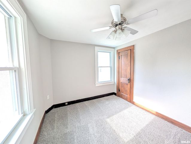 5914 MADISON Street, Bartonville, IL 61607