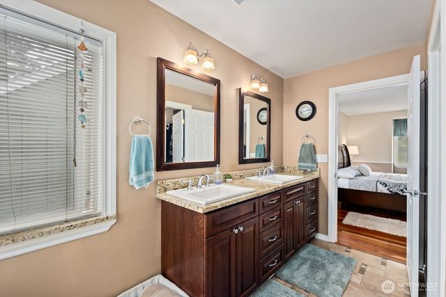 36332 31st Place S, Federal Way, WA 98003