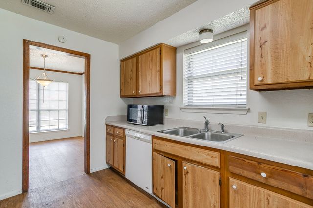 7221 Church Park Drive, Fort Worth, TX 76133