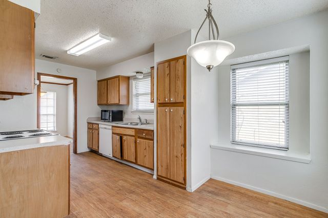 7221 Church Park Drive, Fort Worth, TX 76133