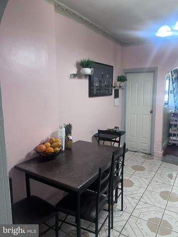 579 PINE ST, Camden, NJ 08103