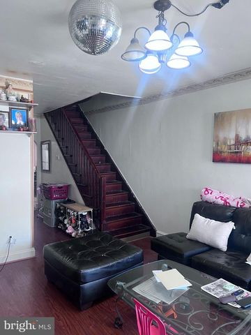 579 PINE ST, Camden, NJ 08103