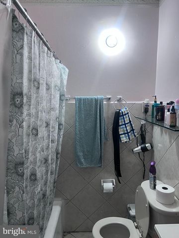 579 PINE ST, Camden, NJ 08103