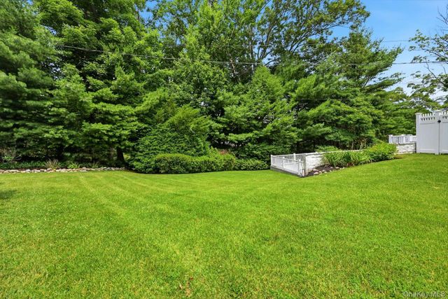 39 Upper Drive, Huntington Bay, NY 11743