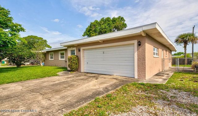 210 Juniper Avenue, Merritt Island, FL 32953