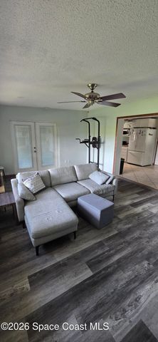 210 Juniper Avenue, Merritt Island, FL 32953
