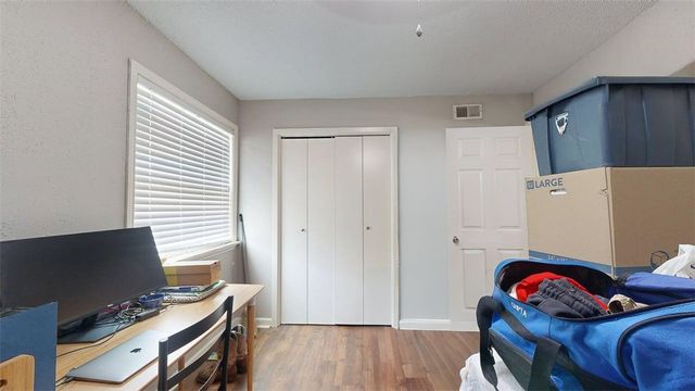 806 Oran Circle B, Bryan, TX 77801