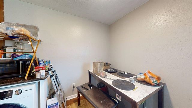 806 Oran Circle B, Bryan, TX 77801