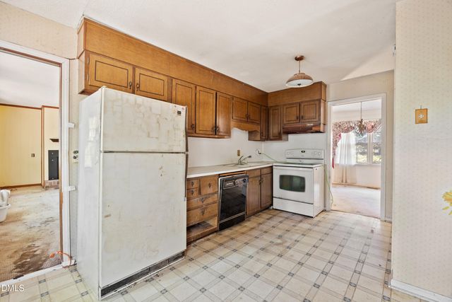6818 Iron Gate Drive, Bahama, NC 27503