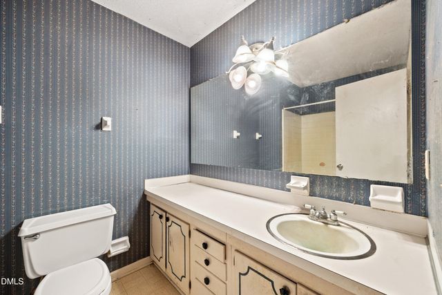 6818 Iron Gate Drive, Bahama, NC 27503