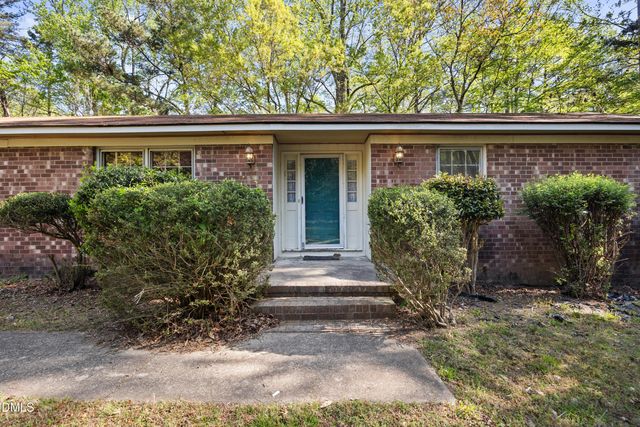 6818 Iron Gate Drive, Bahama, NC 27503