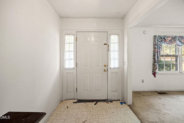 6818 Iron Gate Drive, Bahama, NC 27503