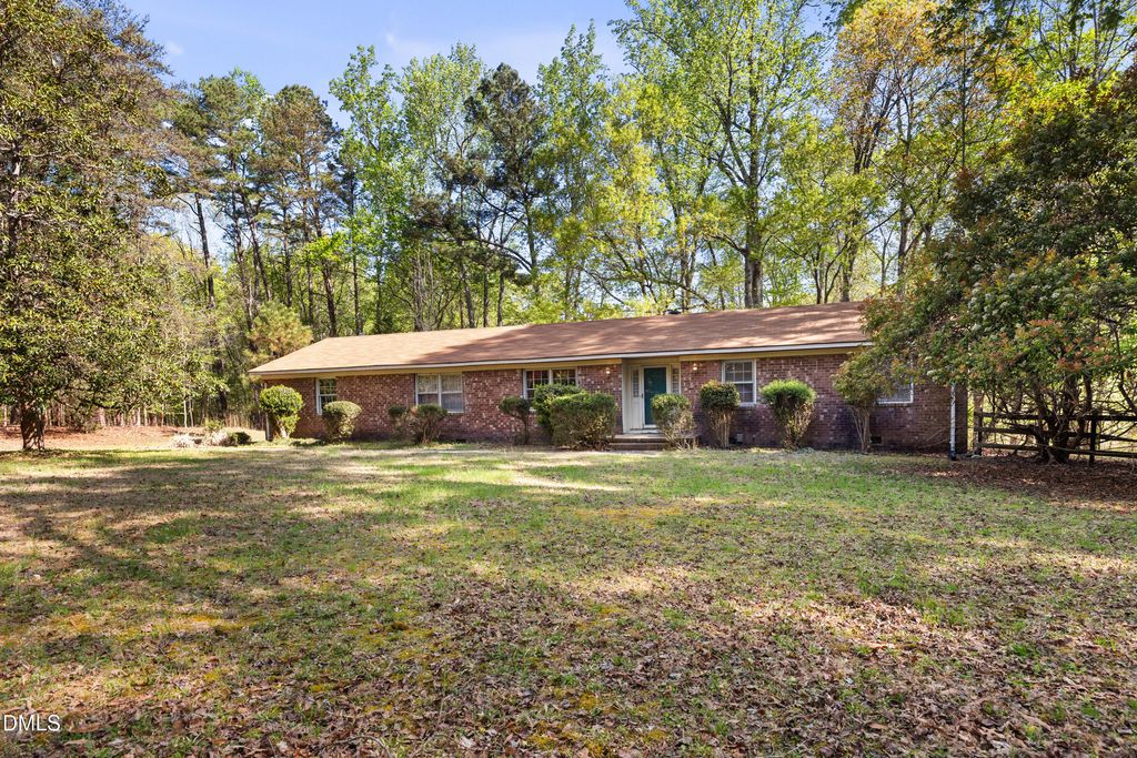 6818 Iron Gate Drive, Bahama, NC 27503