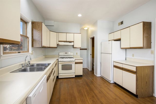 1408 W Washington Street, Ann Arbor, MI 48103