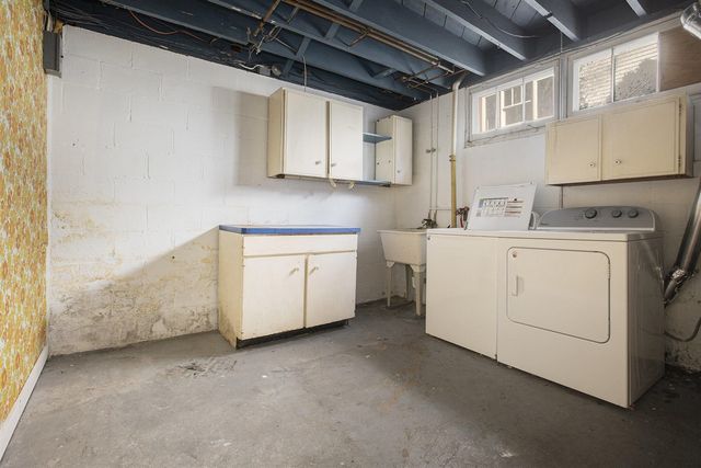 1408 W Washington Street, Ann Arbor, MI 48103