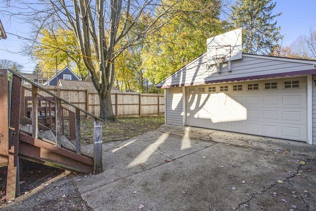 1408 W Washington Street, Ann Arbor, MI 48103