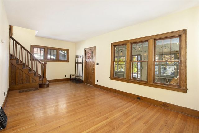1408 W Washington Street, Ann Arbor, MI 48103