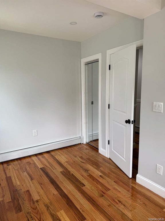 44 lewis Avenue, New Hyde Park, NY 11040 — photo 4
