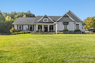 4875 E Pontaluna Road, Fruitport, MI 49415