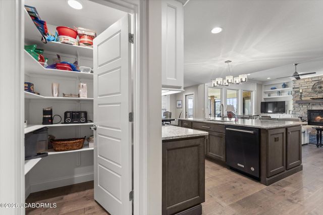 1210 MARCASSIN DRIVE, Columbia, MO 65201