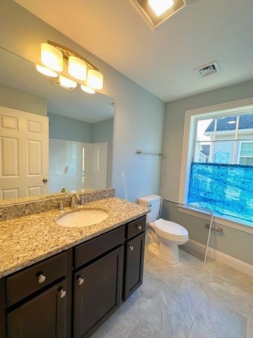 1400 Gorham 36, Lowell, MA 01852