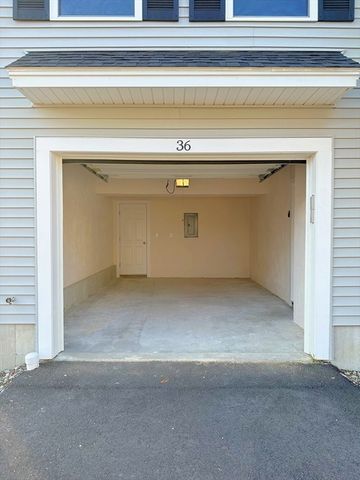 1400 Gorham 36, Lowell, MA 01852